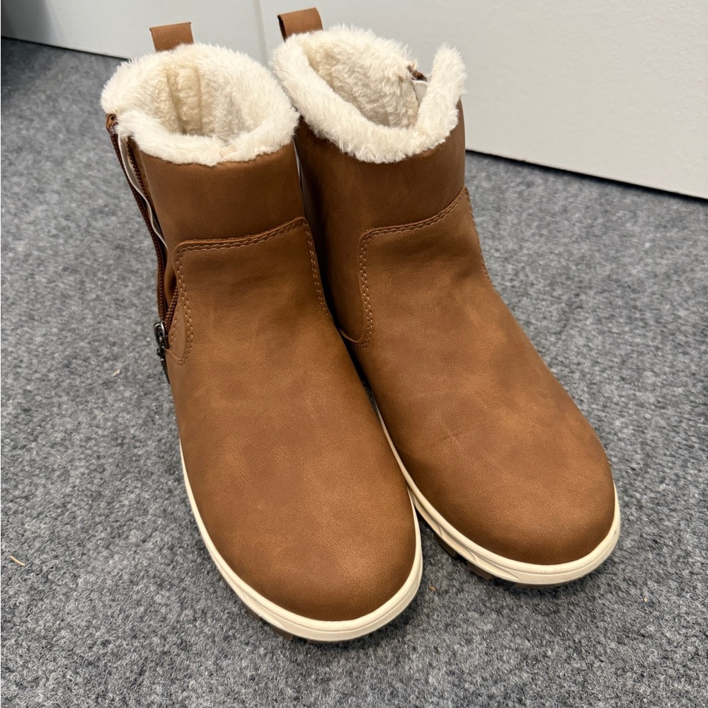 Khombu Brown Faux Fur Lined Boots